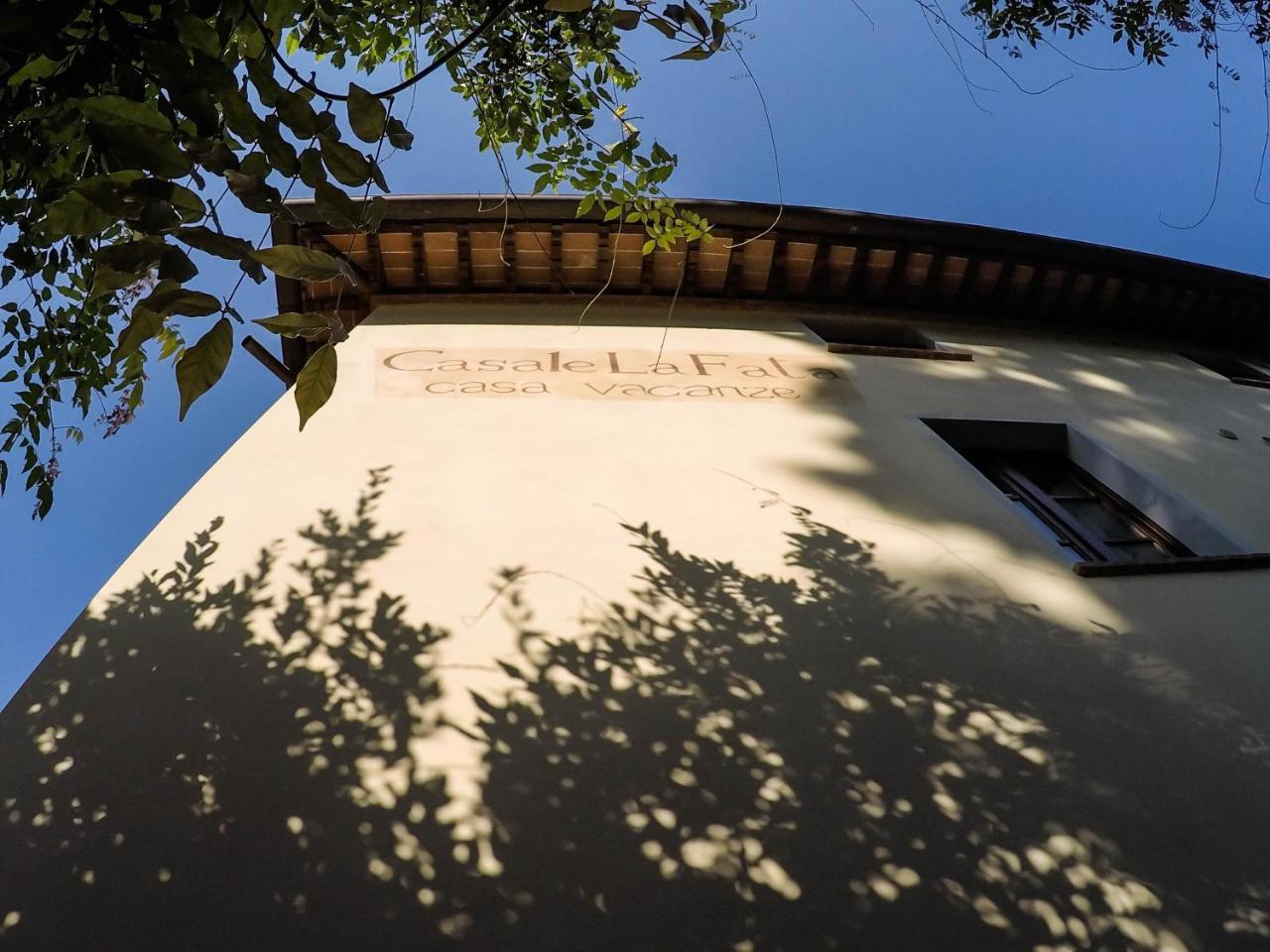 كامايوري Casale La Fata -Tipico Toscano Immerso Nelle Colline Tra Lucca E Versilia, 6 Appartamenti Indipendenti المظهر الخارجي الصورة