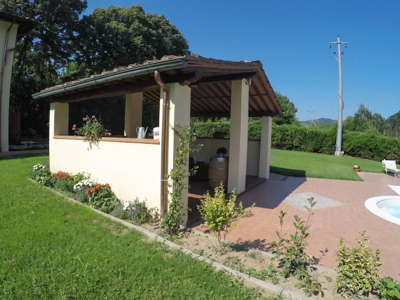 كامايوري Casale La Fata -Tipico Toscano Immerso Nelle Colline Tra Lucca E Versilia, 6 Appartamenti Indipendenti المظهر الخارجي الصورة